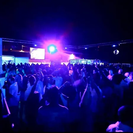 Litoralmar Beachfront Apartament